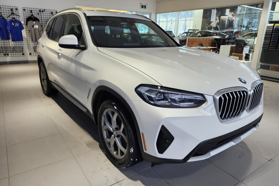2023 BMW X3 - Image 8