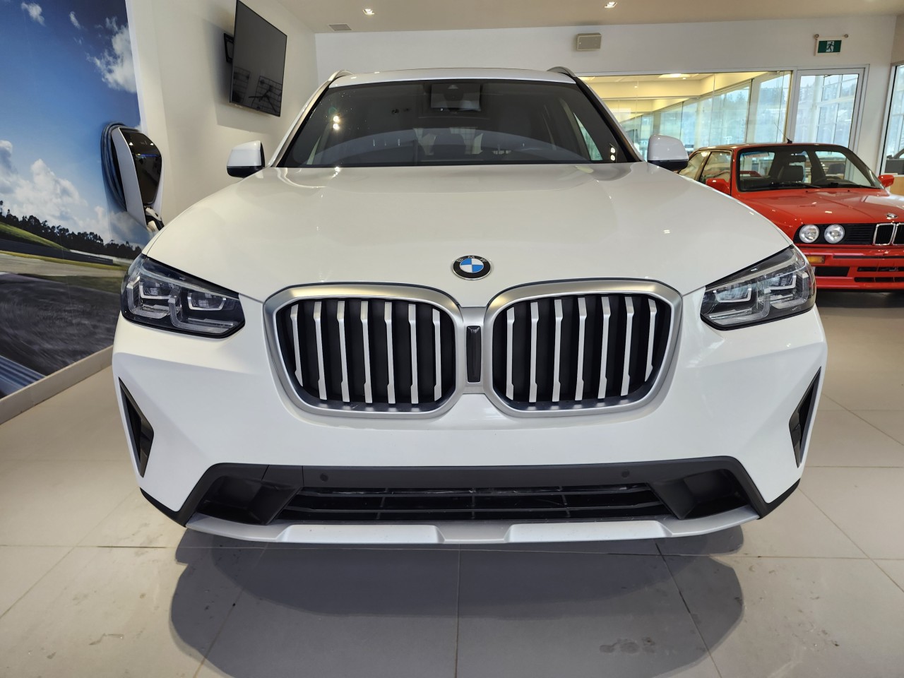 2023 BMW X3 - Image 9