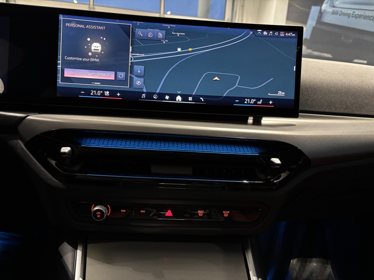 2025 BMW i4 - Image 17