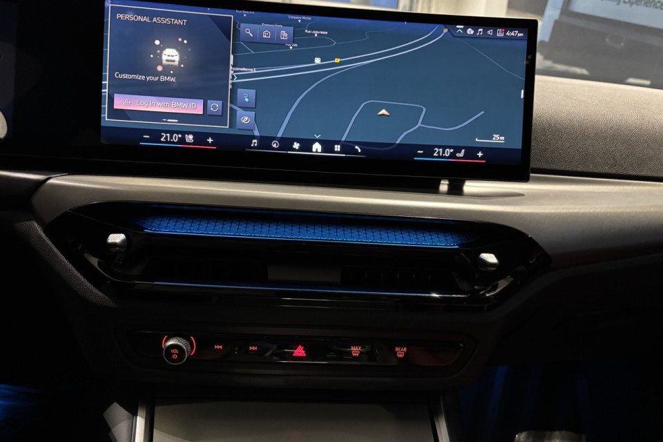 2025 BMW i4 - Image 17