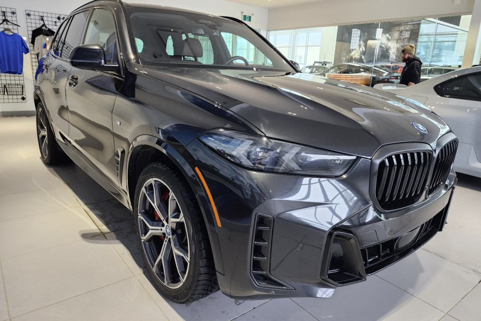 2024 BMW X5 - Image 8