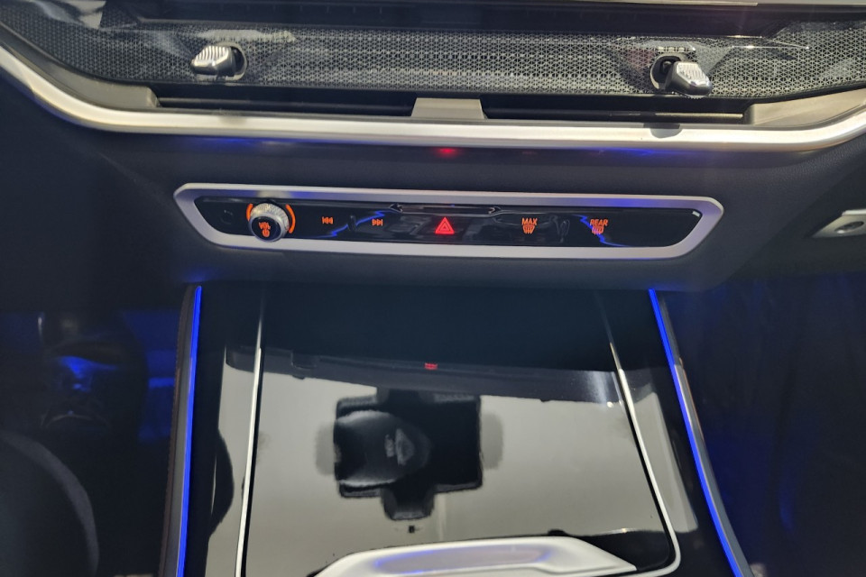 2024 BMW X5 - Image 19