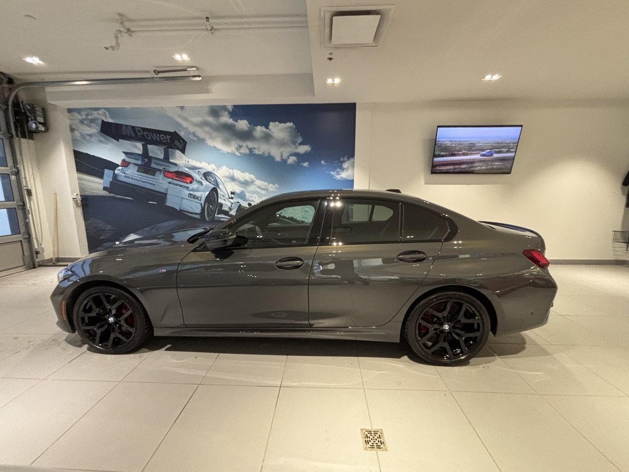 2024 BMW Série 3 - Image 2