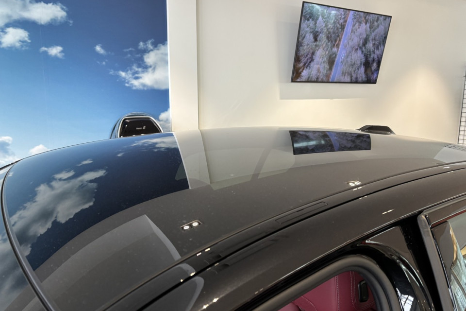 2026 BMW i5 - Image 16