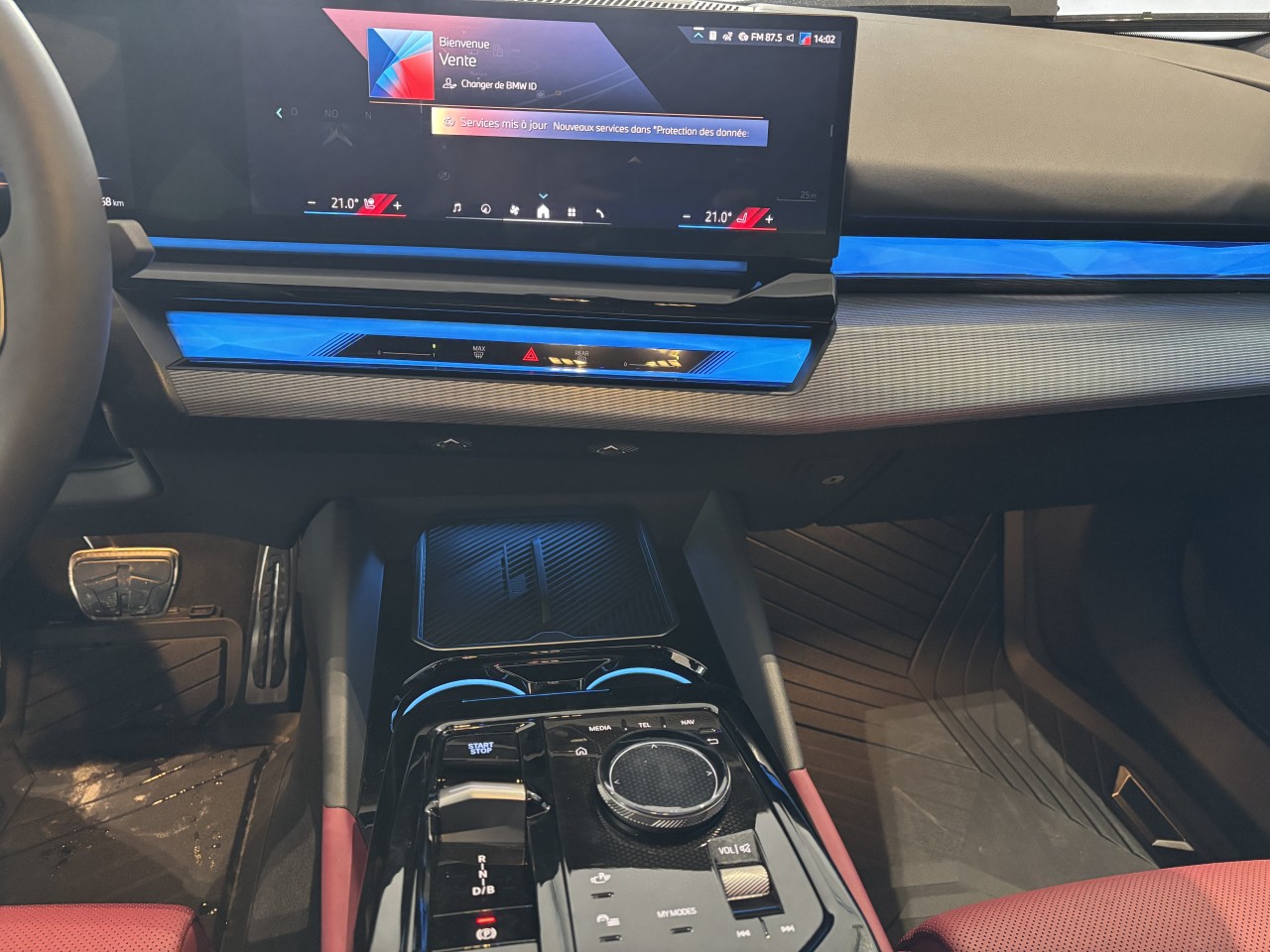 2026 BMW i5 - Image 19