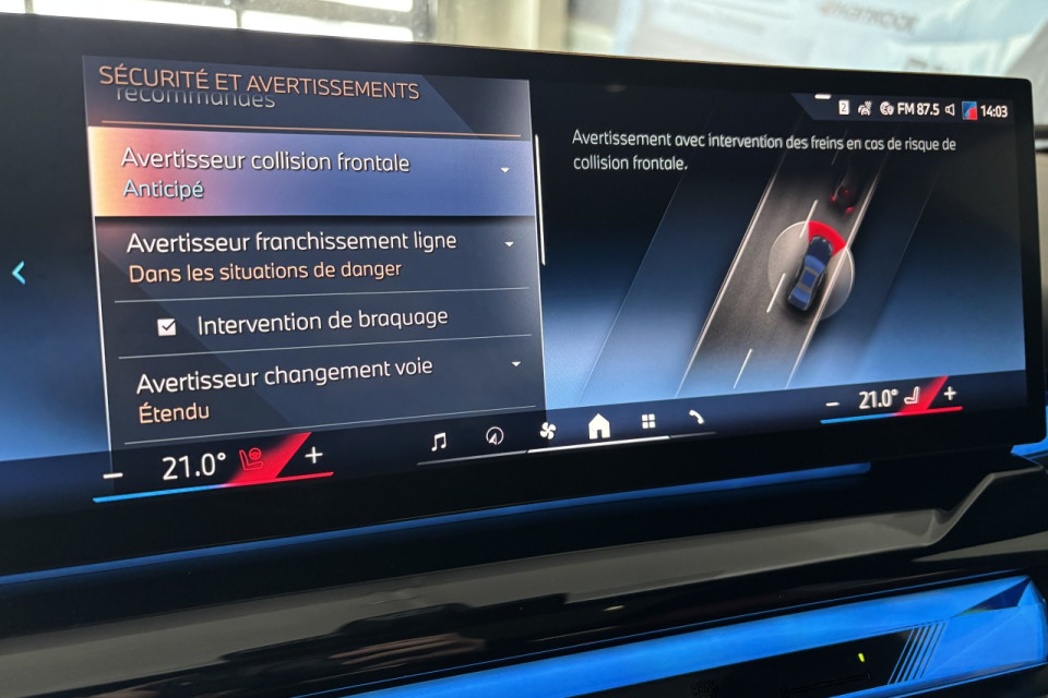 2026 BMW i5 - Image 20