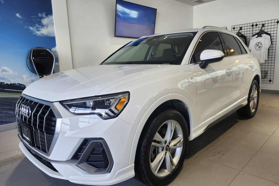 2021 Audi Q3 - Image 1