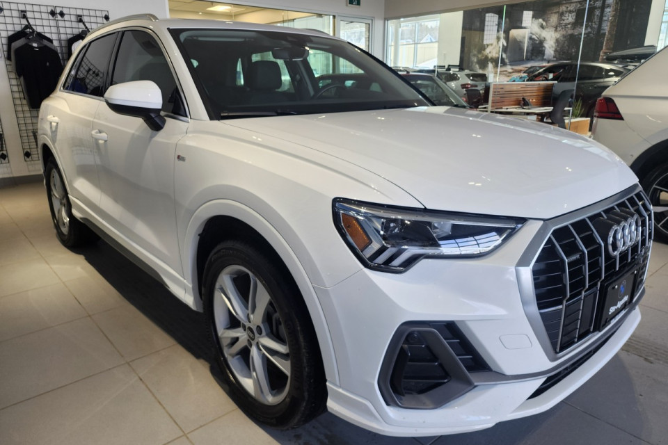 2021 Audi Q3 - Image 9