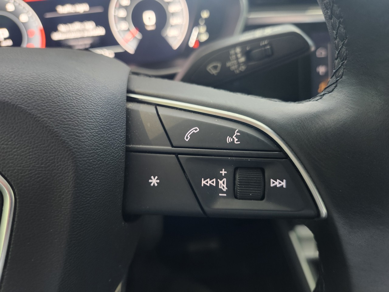 2021 Audi Q3 - Image 17