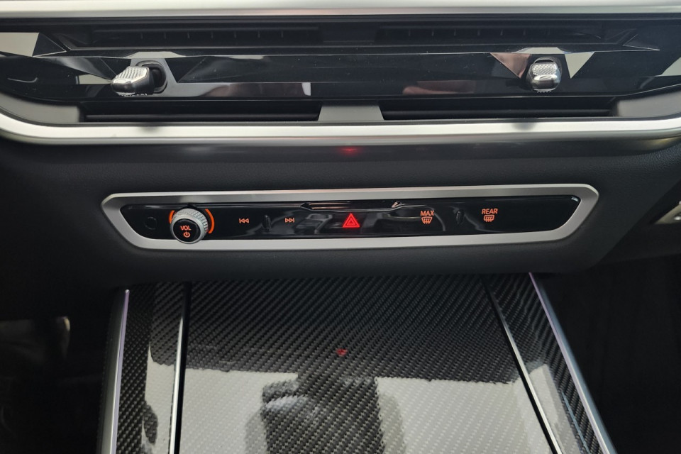 2025 BMW X5 - Image 21