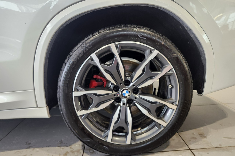 2023 BMW X3 - Image 3