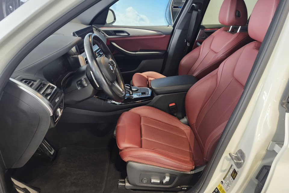 2023 BMW X3 - Image 13