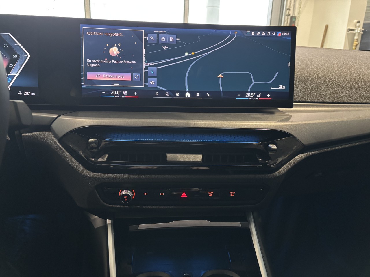 2025 BMW i4 - Image 16