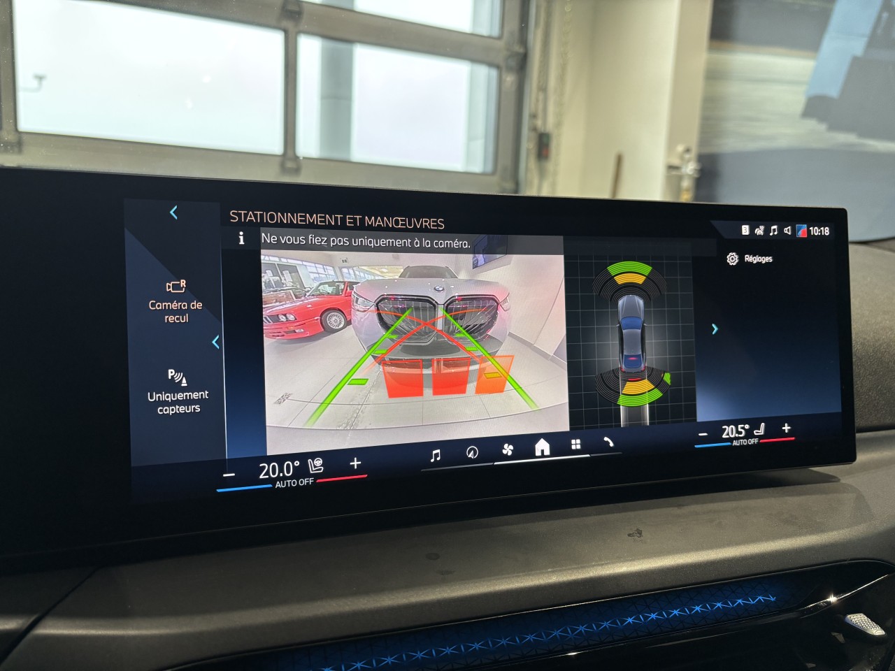 2025 BMW i4 - Image 19