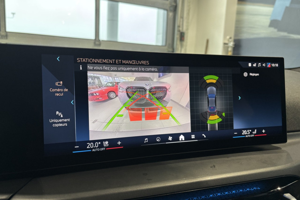 2025 BMW i4 - Image 19