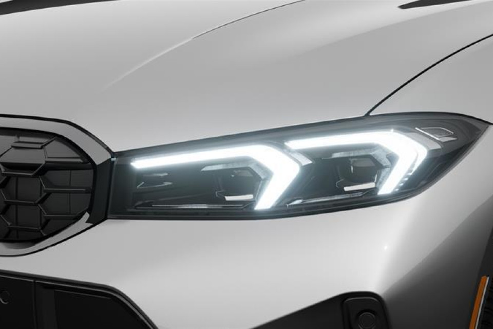 2026 BMW M340i xDrive - Image 9