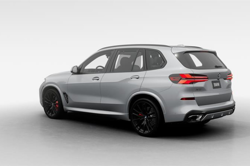 2026 BMW X5 - Image 2