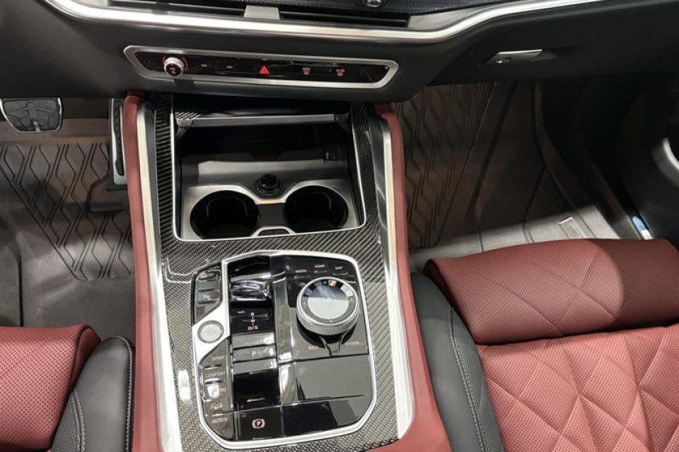 2026 BMW X6 - Image 6