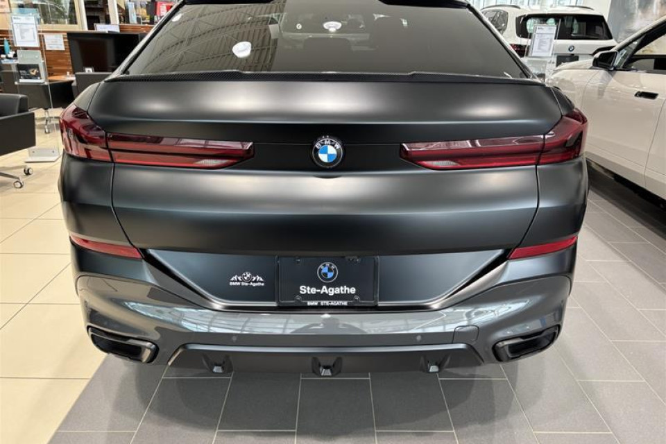 2026 BMW X6 - Image 16