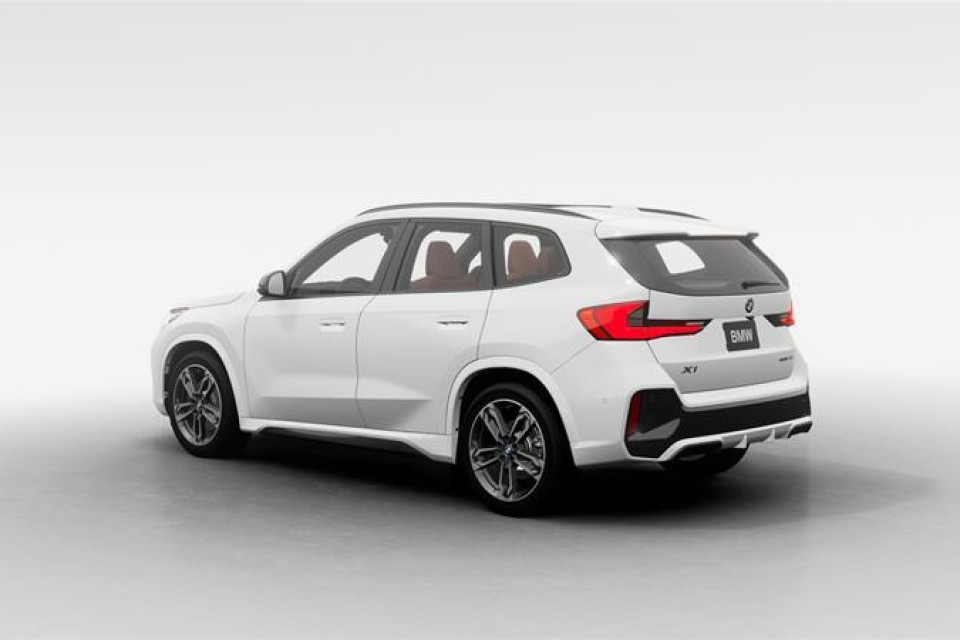 2026 BMW X1 - Image 2