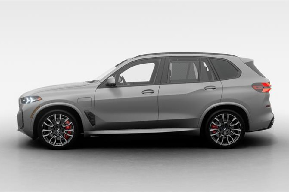 2026 BMW X5 - Image 4