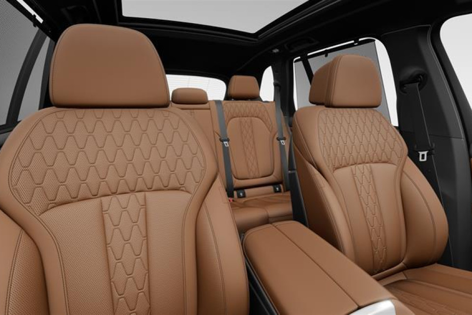 2026 BMW X5 - Image 11