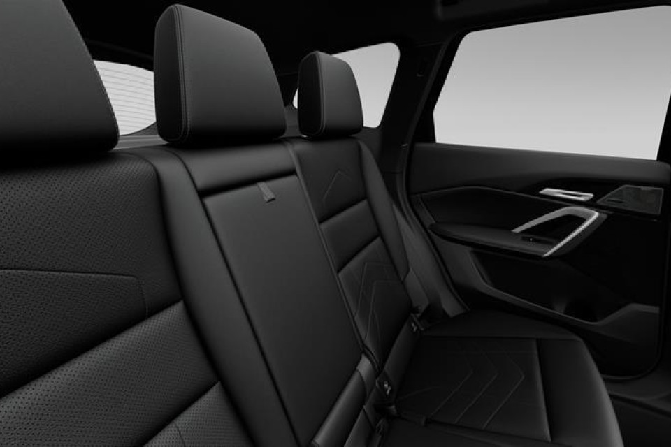 2026 BMW X1 - Image 12