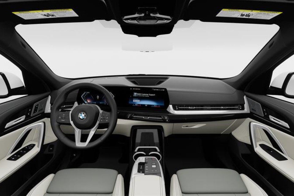 2026 BMW X1 - Image 13