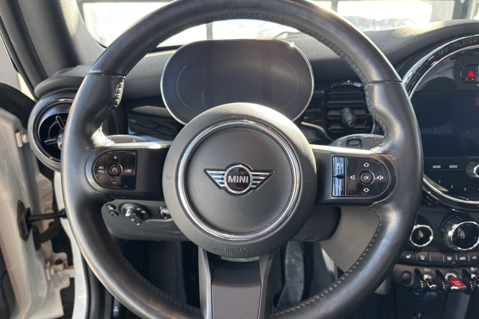2024 Mini Cooper - Image 11