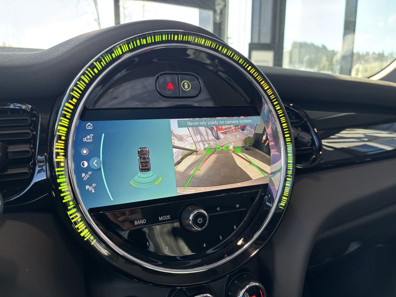 2024 Mini Cooper - Image 18