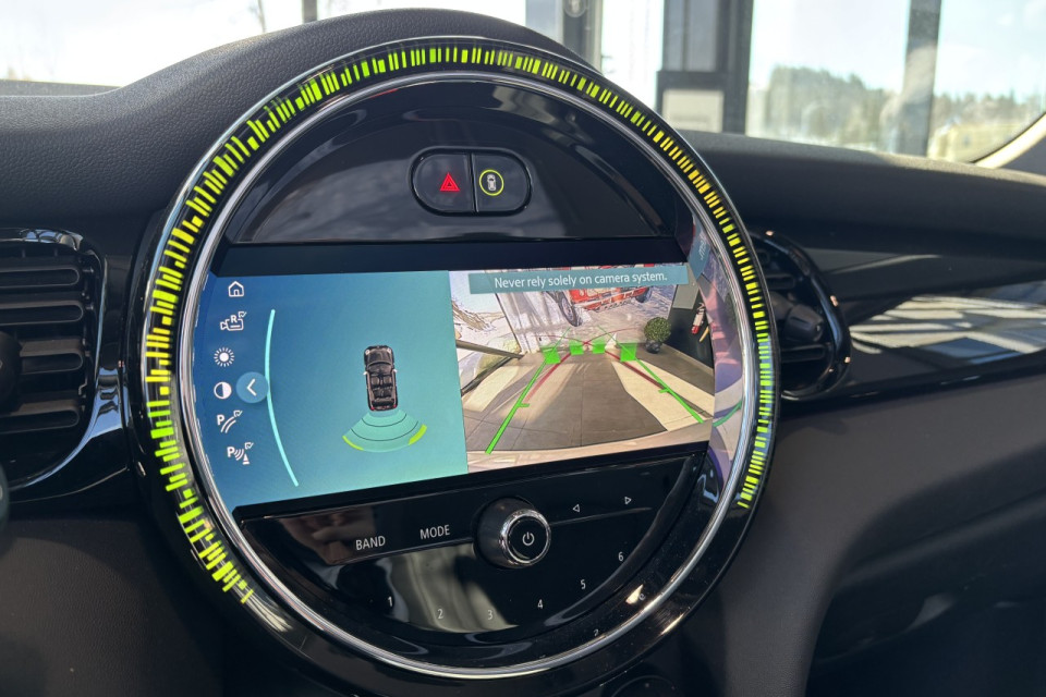 2024 Mini Cooper - Image 18