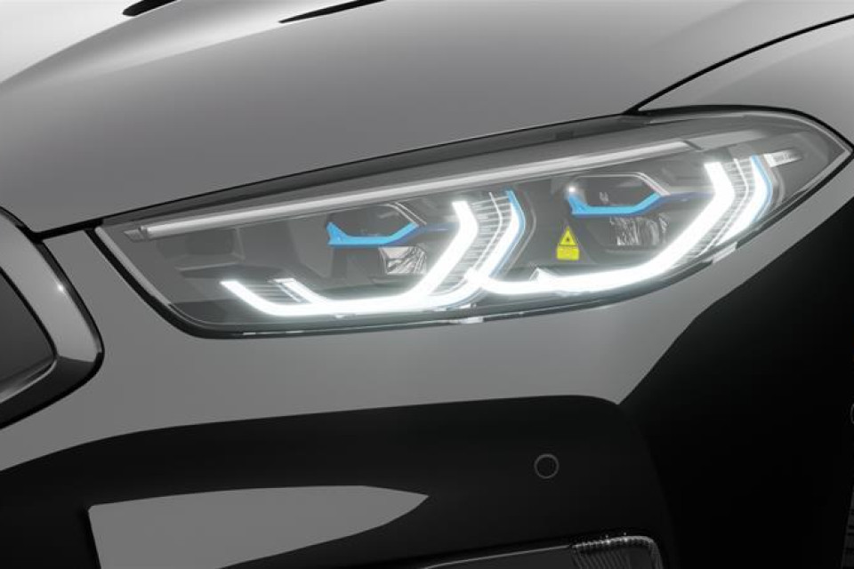 2026 BMW 8 Series - Image 6