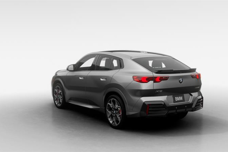 2026 BMW X2 - Image 2