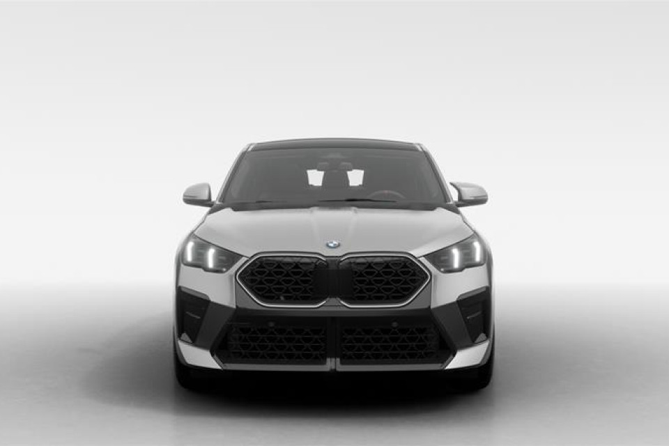 2026 BMW X2 - Image 3