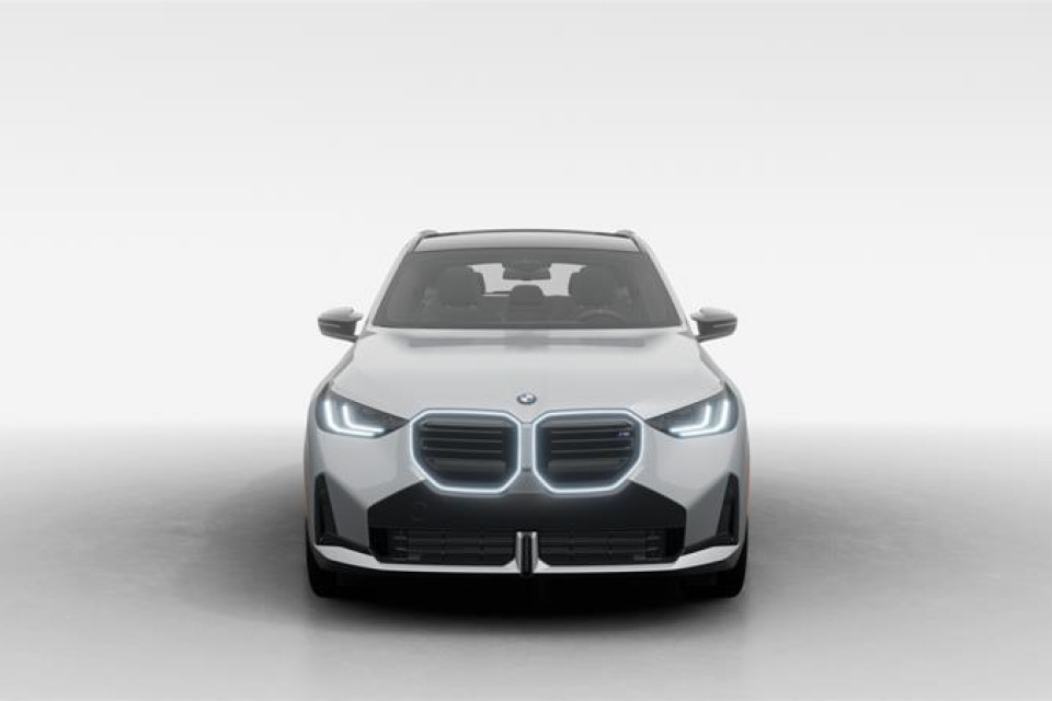 2026 BMW X3 - Image 2