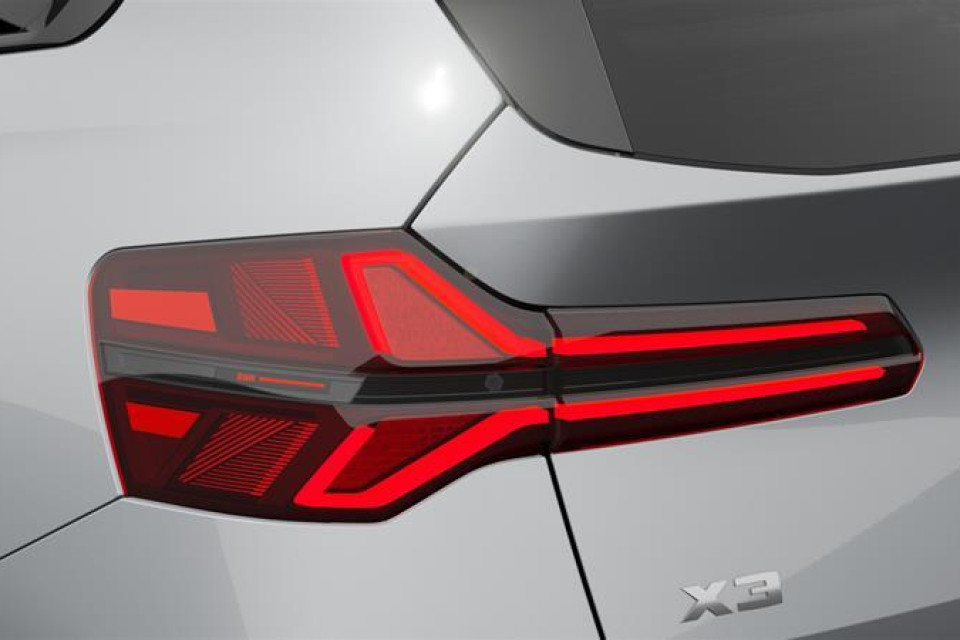 2026 BMW X3 - Image 7