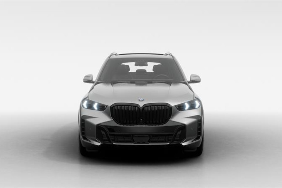 2026 BMW X5 - Image 3