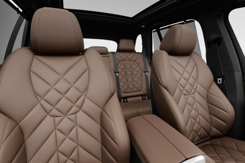 2026 BMW X5 - Image 13