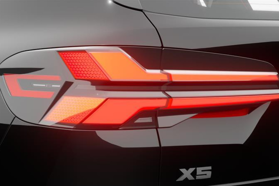 2026 BMW X5 - Image 7