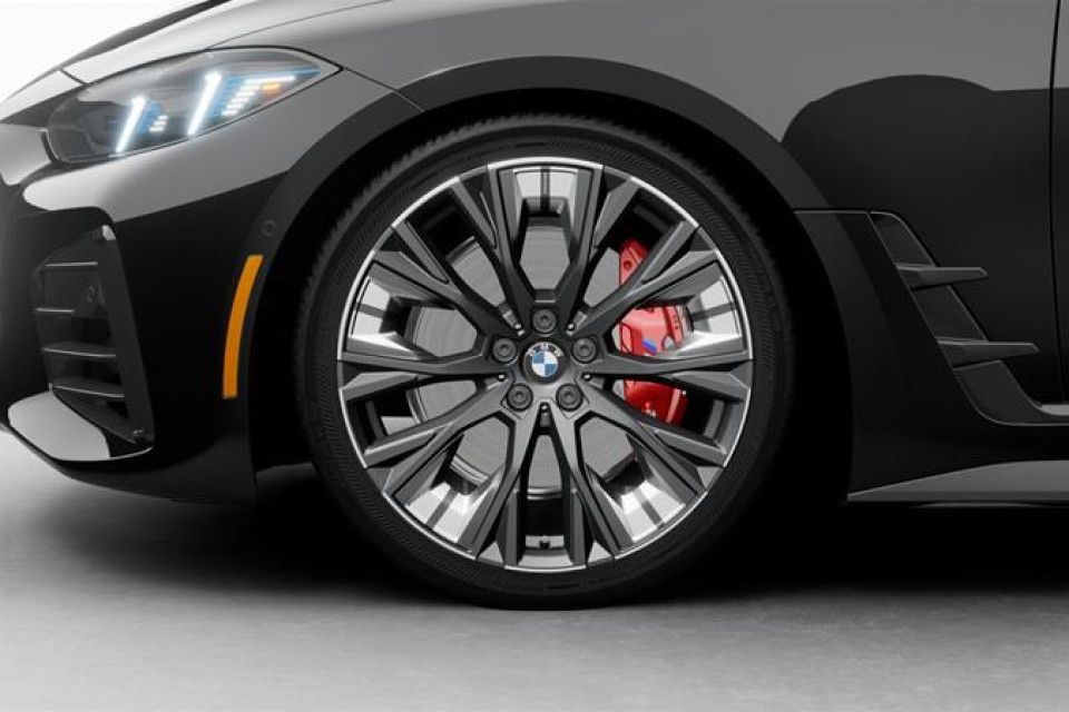 2026 BMW 4 Series - Image 14