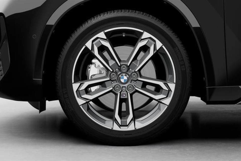 2026 BMW X1 - Image 13