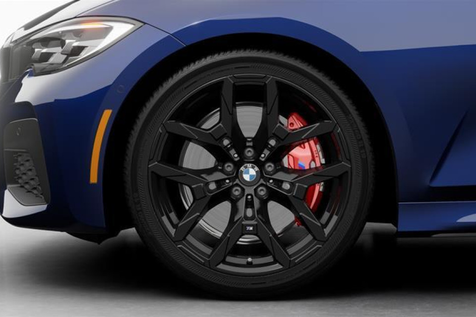 2026 BMW 330I - Image 11