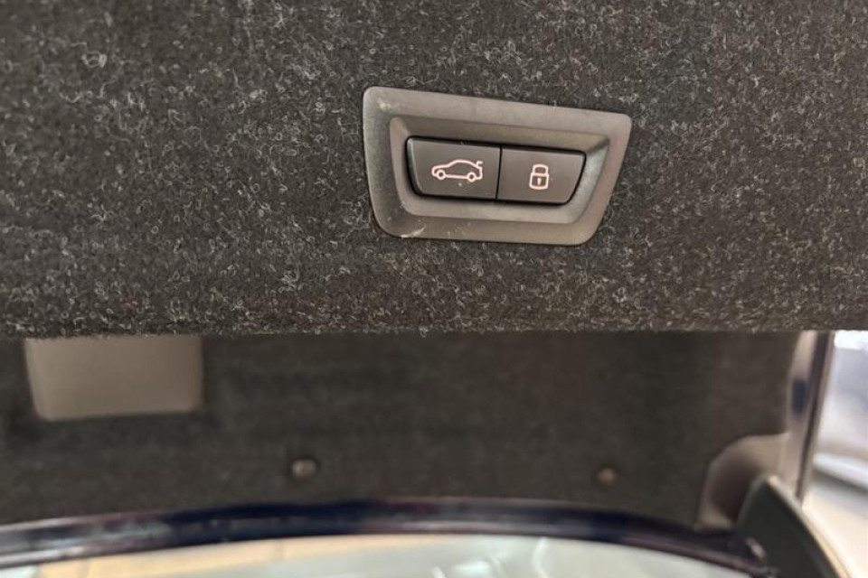 2026 BMW 330I - Image 32