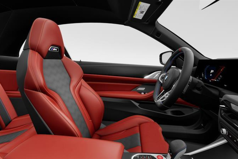 2026 BMW M4 - Image 8