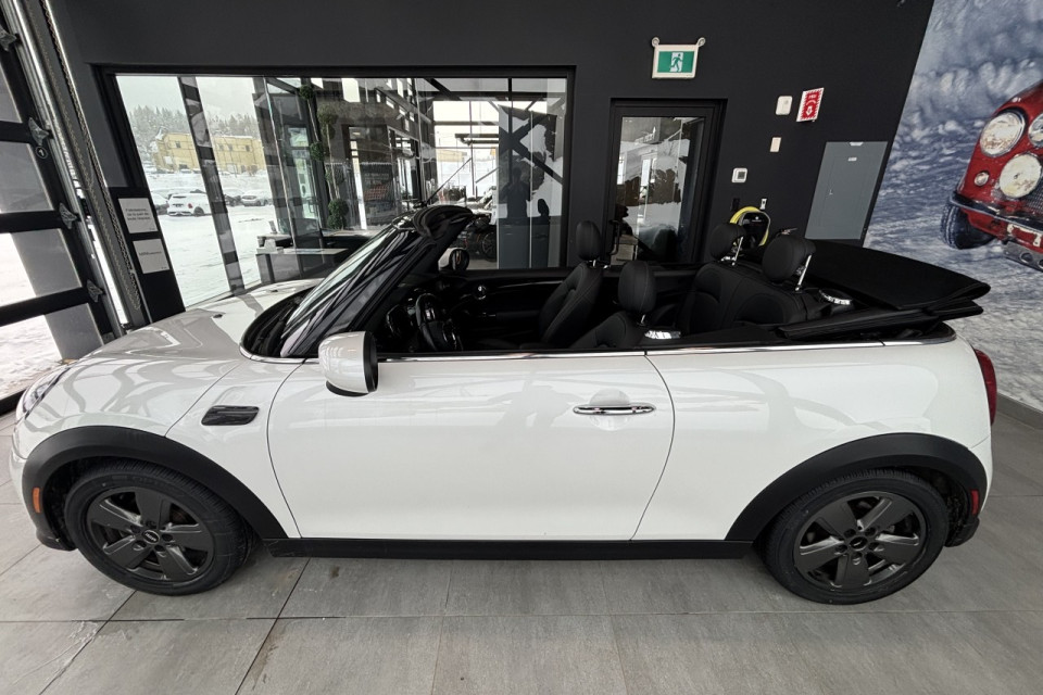 2024 Mini Cooper - Image 2