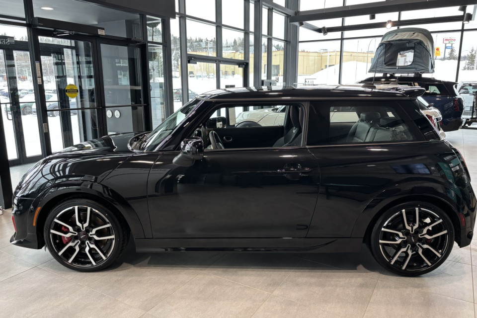 2025 MINI John Cooper Works - Image 2