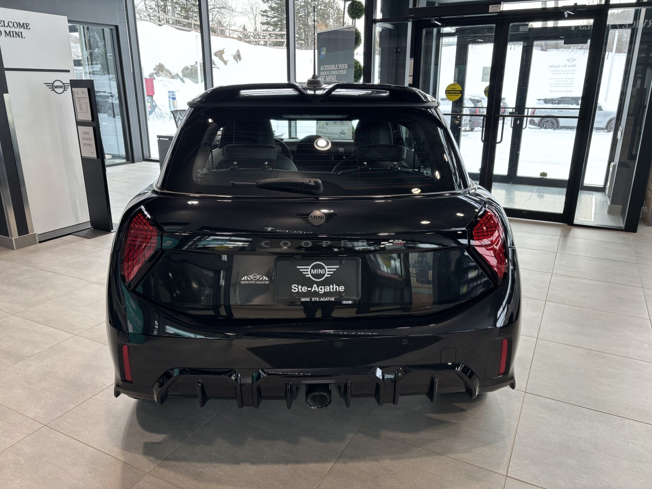 2025 MINI John Cooper Works - Image 5