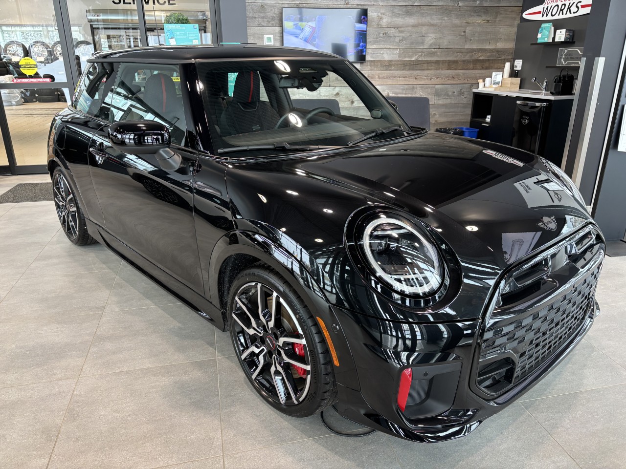 2025 MINI John Cooper Works - Image 8