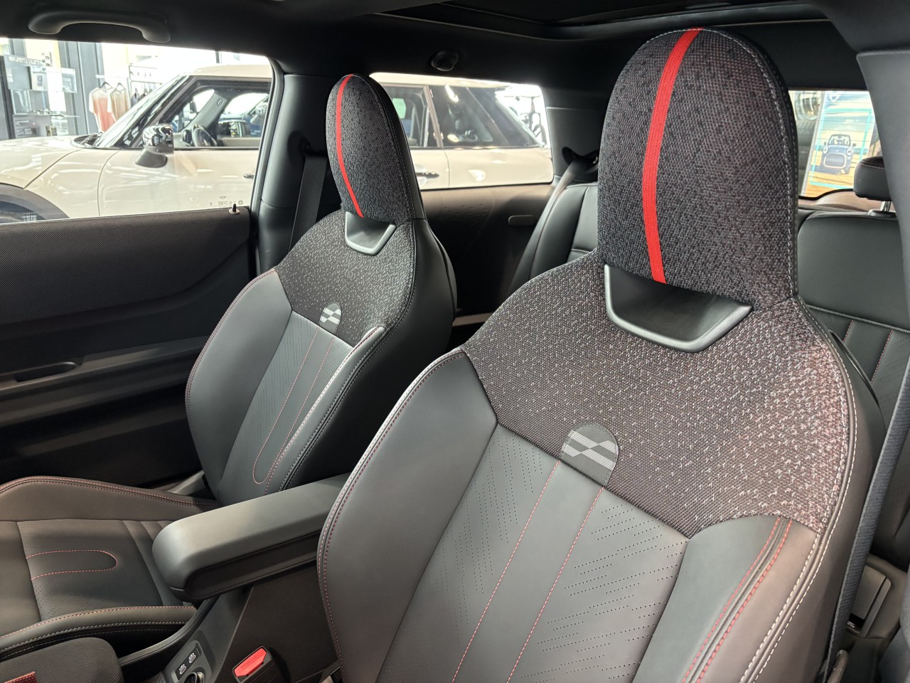 2025 MINI John Cooper Works - Image 12