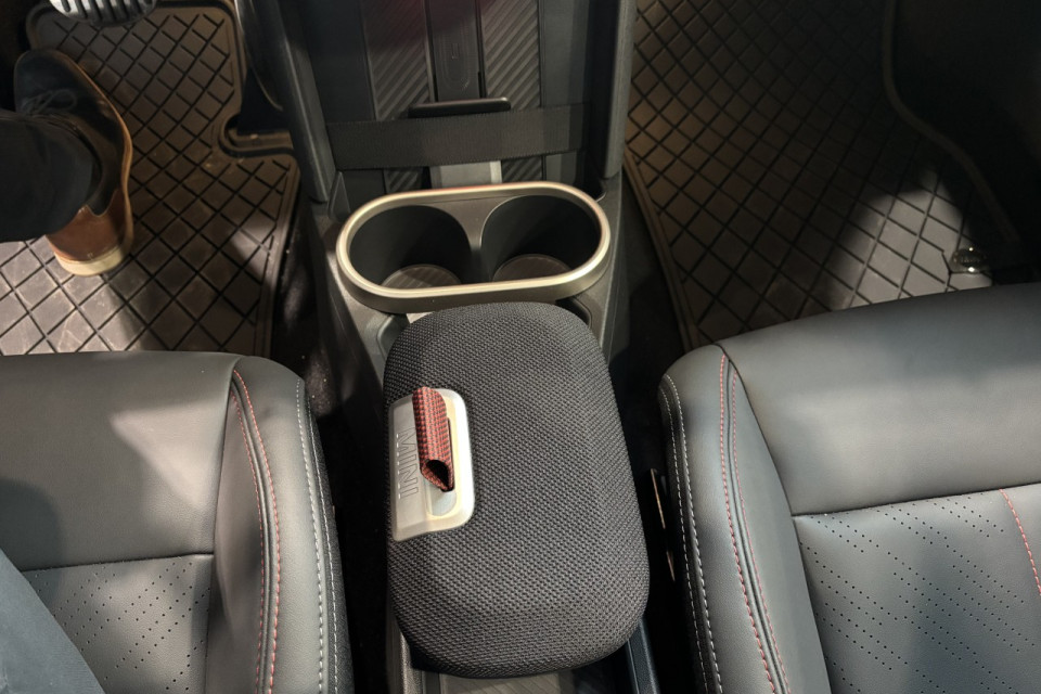 2025 MINI John Cooper Works - Image 17